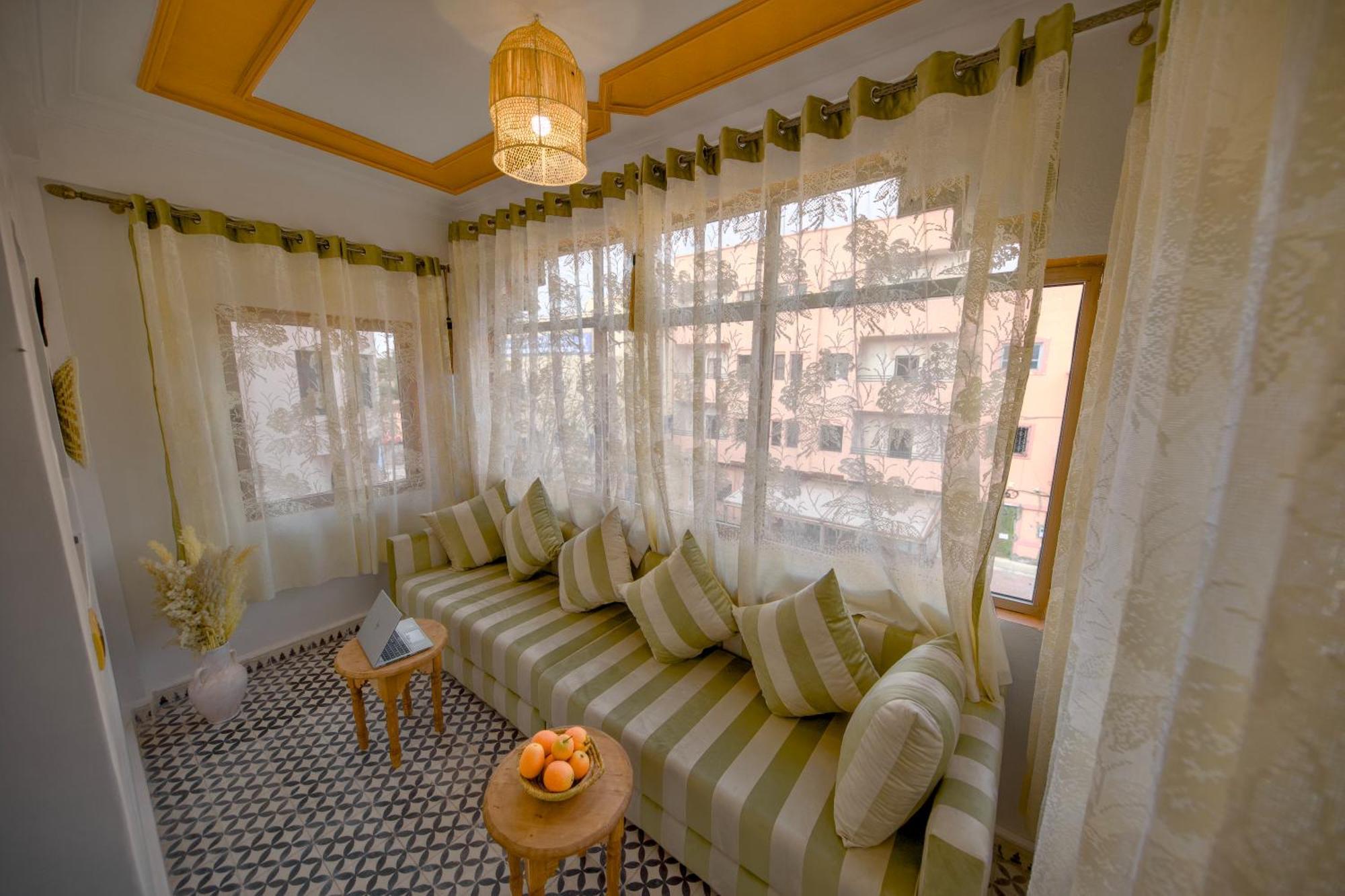 Hotel Riad Amlal ワルザザート エクステリア 写真